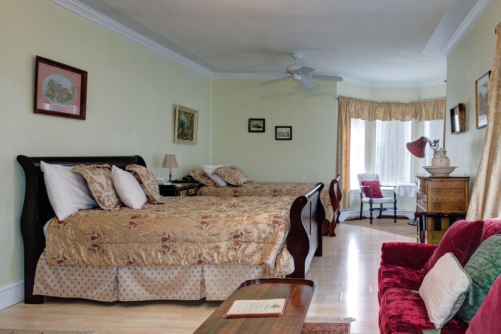 Country Encounters Accommodations Coleman Szoba fotó